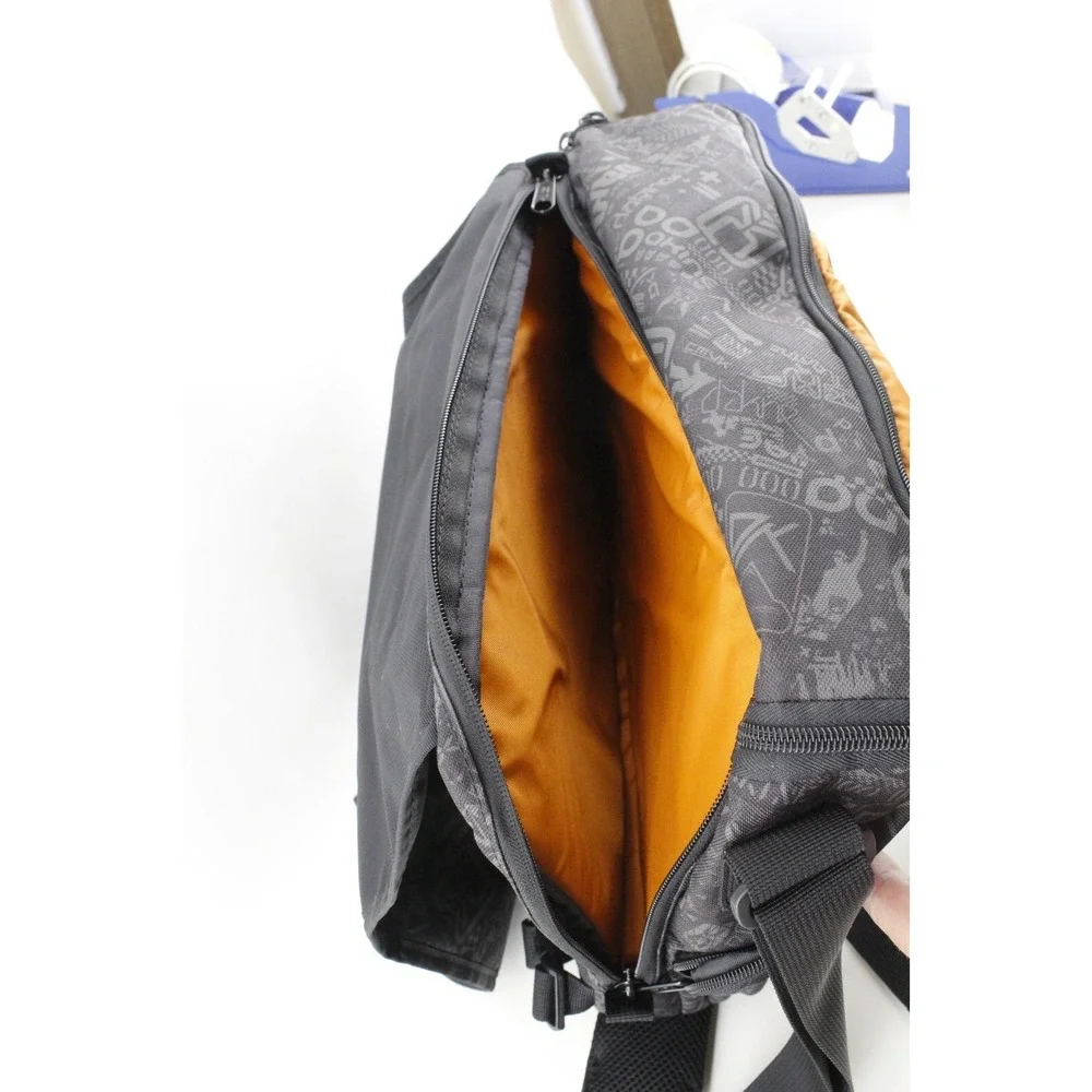Dakine Graphic Print Messenger‎ Laptop Bag
